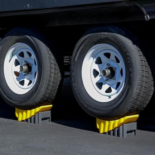 Camco Curved Camper/RV Leveler & Wheel Chock - Image 7