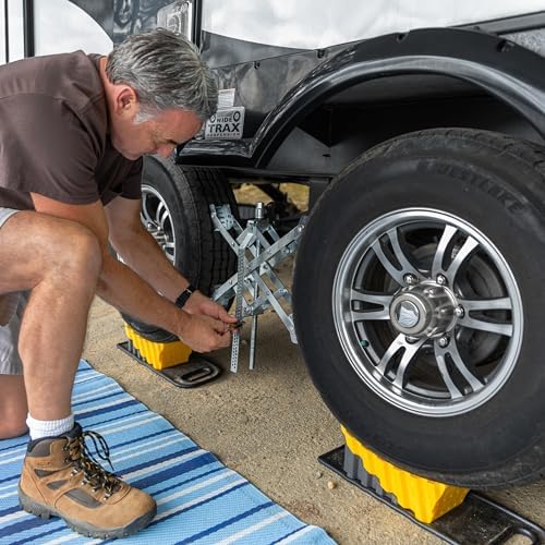 Camco Curved Camper/RV Leveler & Wheel Chock - Image 6