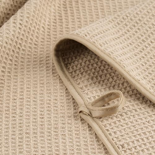 POLYTE 380 GSM Poly Blend Microfiber Quick Dry Waffle Bath Towel, 30x60 in - Image 3