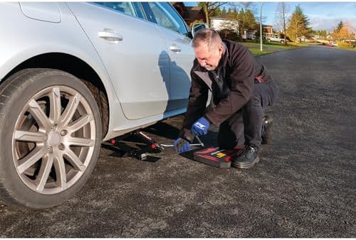 Performance Tool W1600 1-1/2 Ton Steel Scissor Car Jack - Image 7